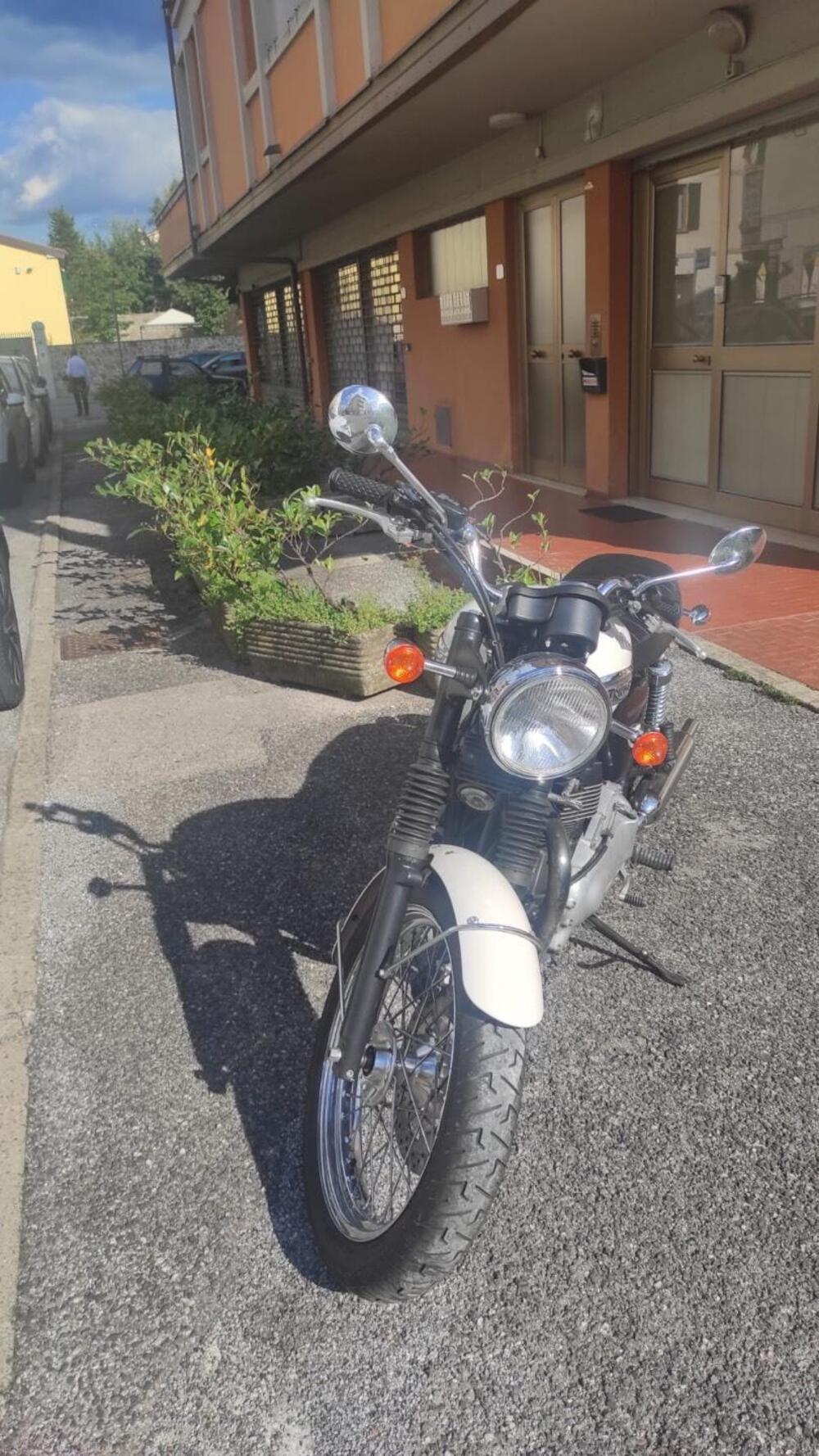 Triumph Bonneville (2007 - 16) (2)