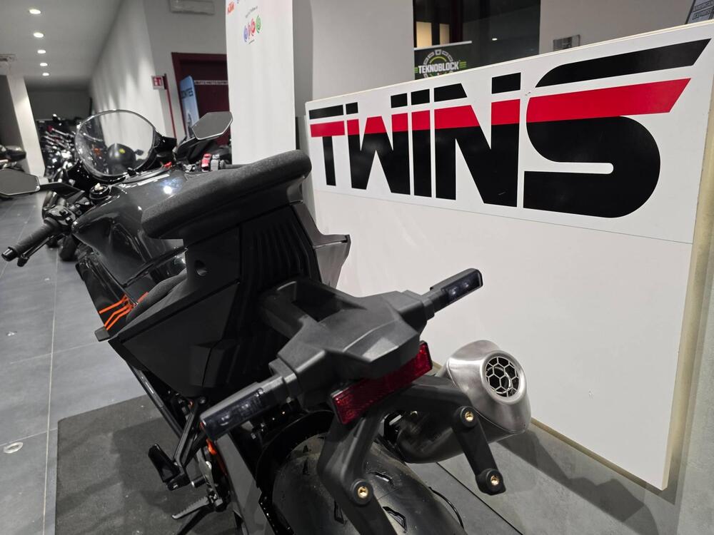 KTM 990 RC R (2026) (13)