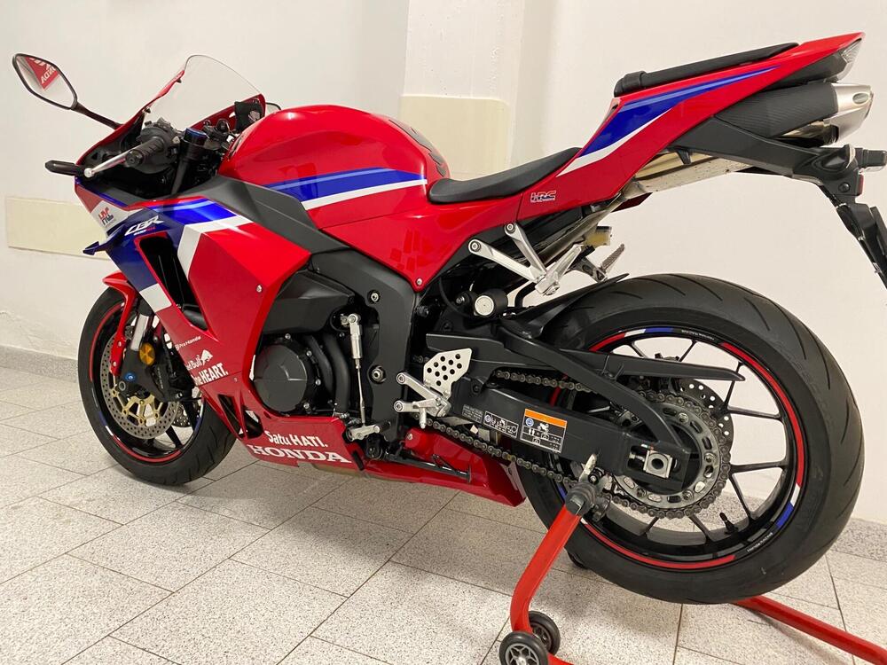 Honda CBR 600 RR (2024 - 26) (10)