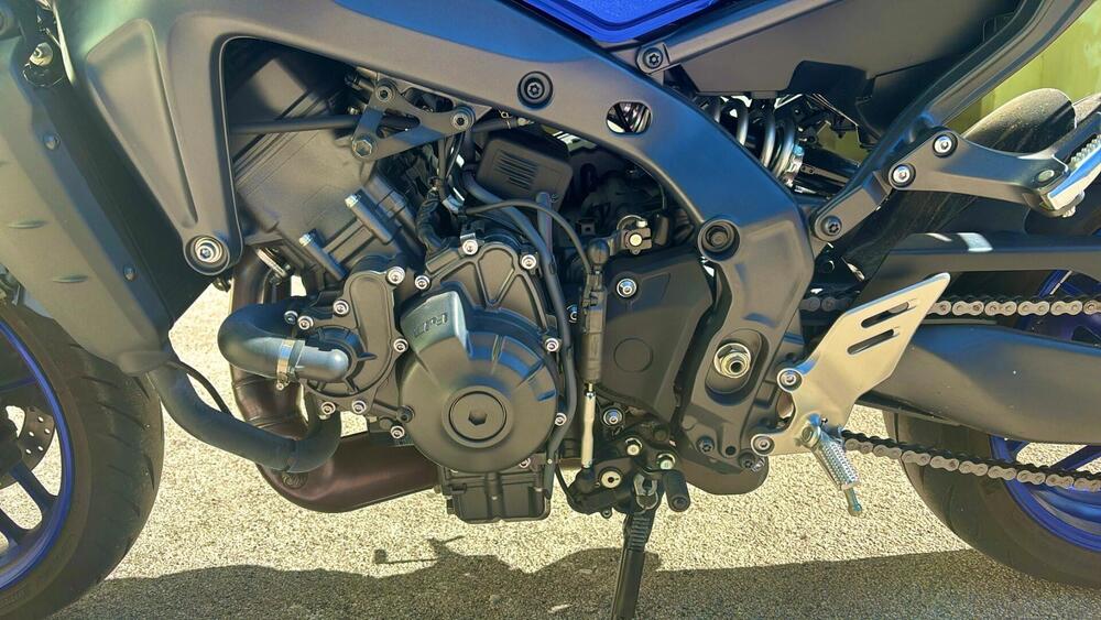 Yamaha MT-09 (2021 - 23) (3)