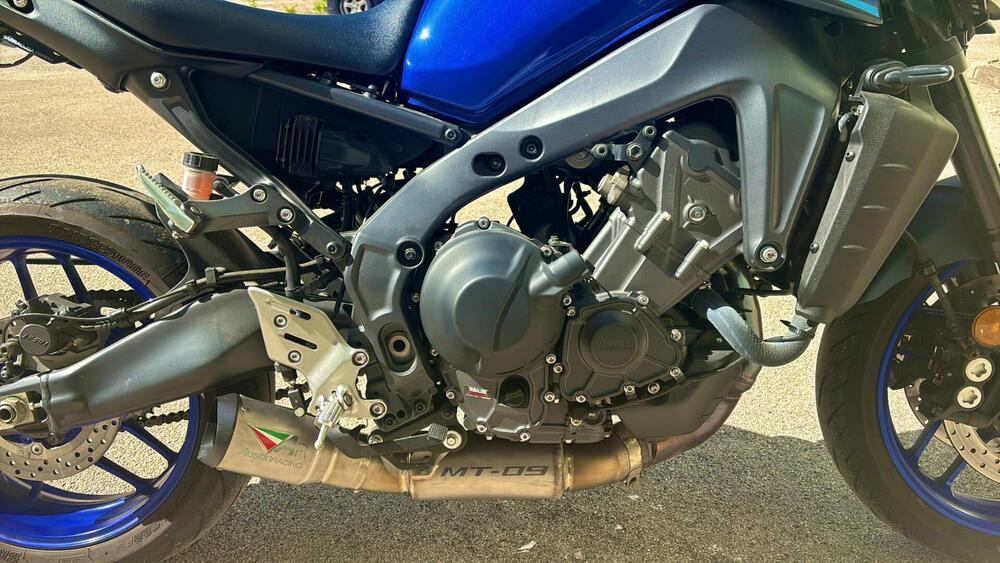 Yamaha MT-09 (2021 - 23) (4)