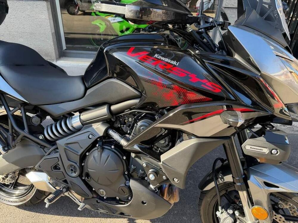 Kawasaki Versys 650 Tourer Plus (2021) (4)