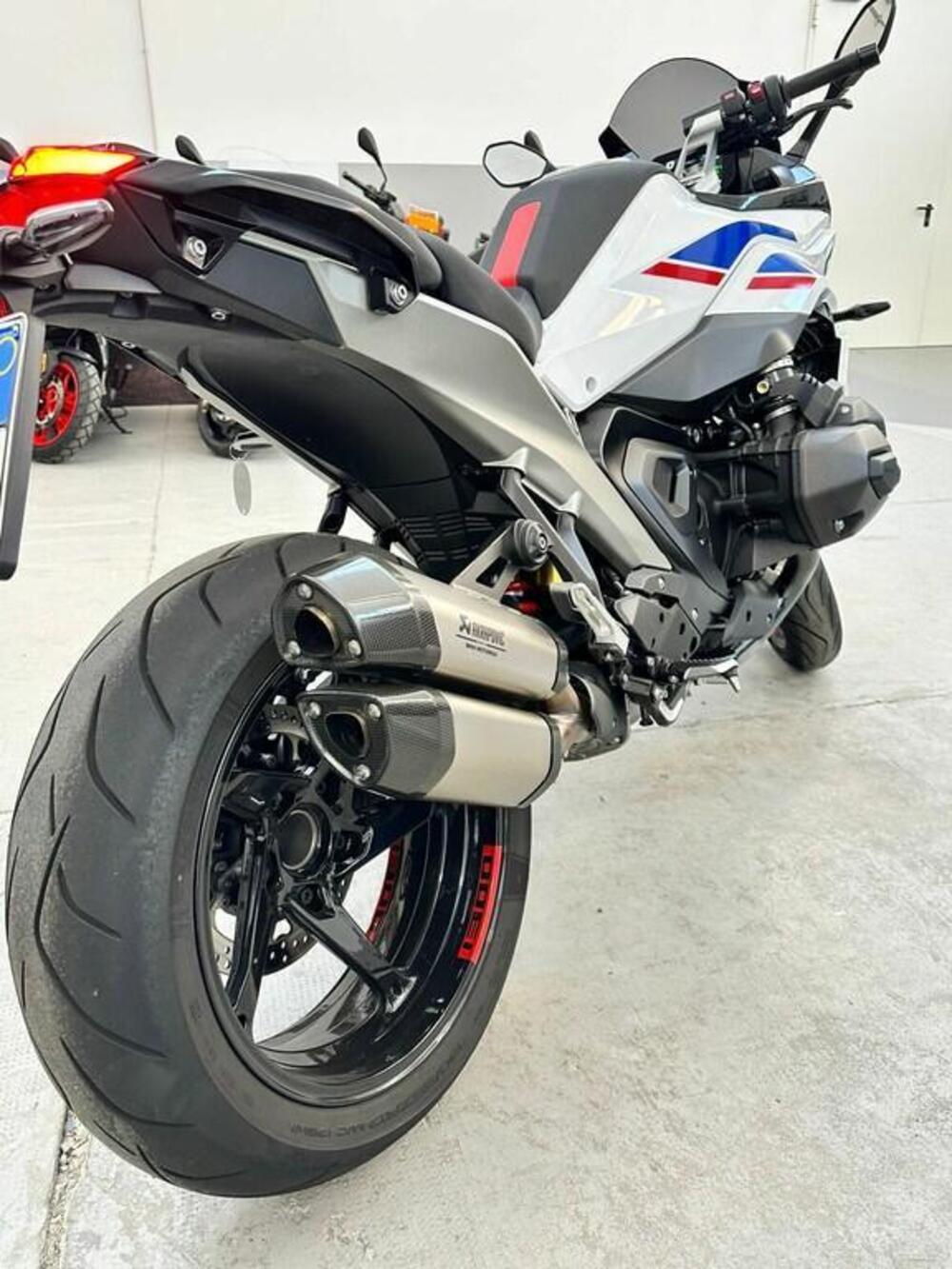 Bmw R 1300 RS (2026) (9)