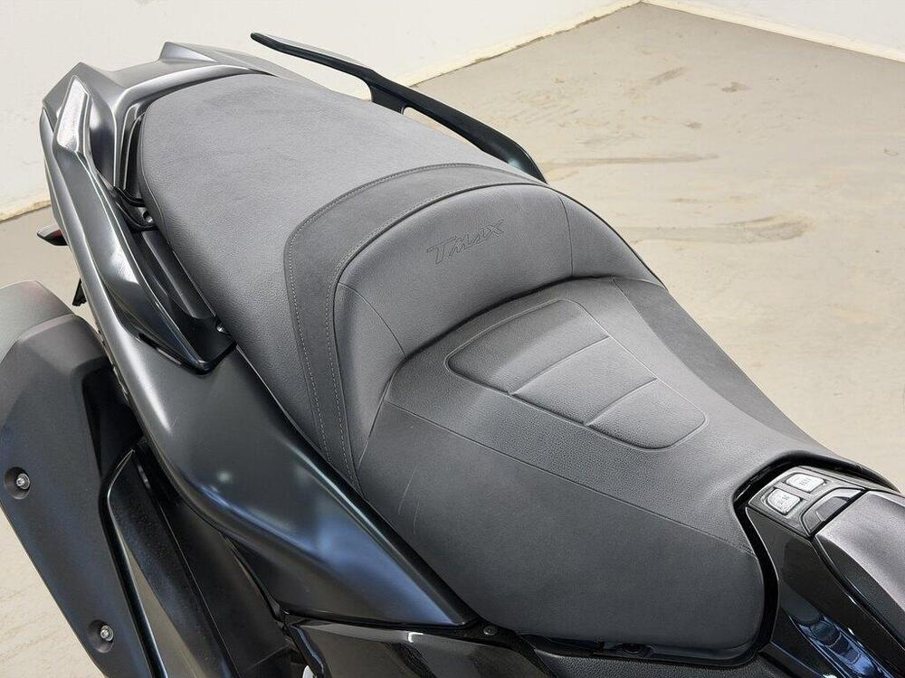 Yamaha T-Max 530 SX (2017 - 19) (13)