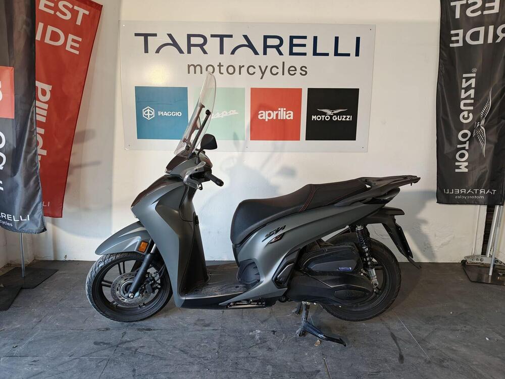 Honda SH 350i Sport (2025 - 26) (2)