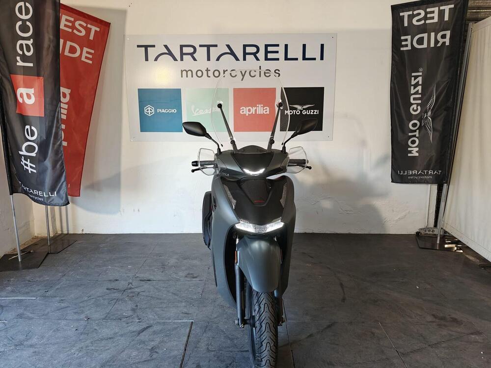 Honda SH 350i Sport (2025 - 26) (4)