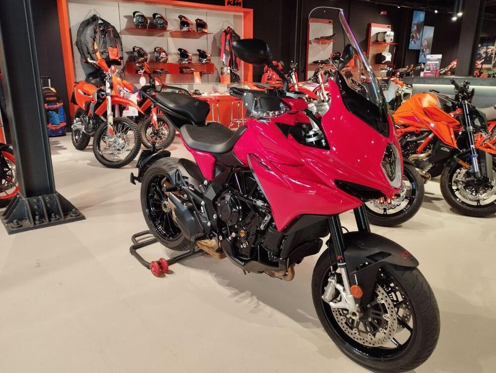MV Agusta Turismo Veloce 800 Rosso (2021 - 23) (2)