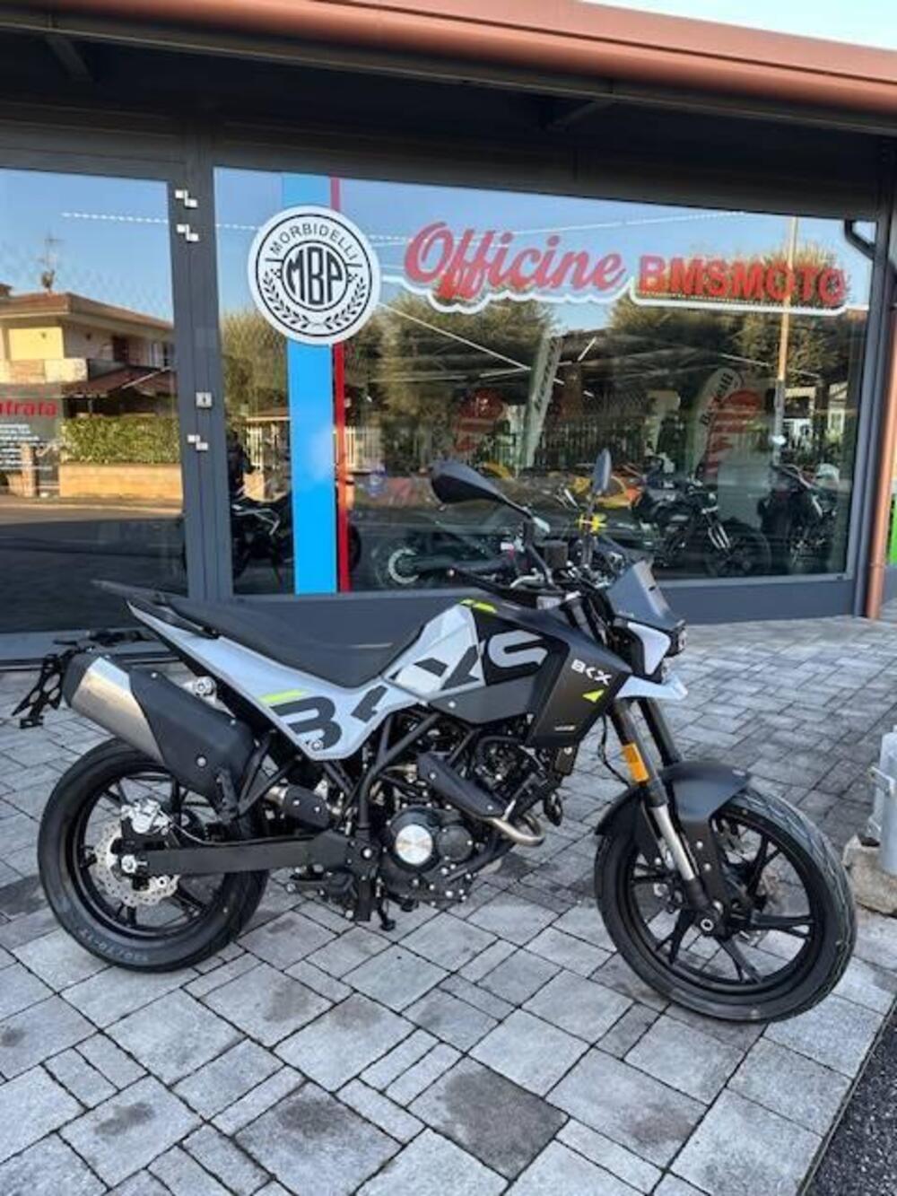 Benelli BKX 125 S (2026) (2)