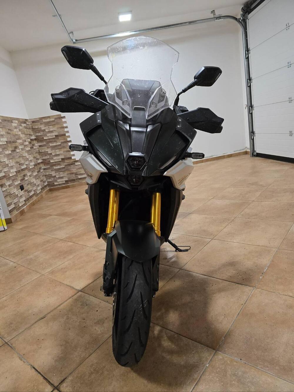 Suzuki GSX-S1000GX Touring (2024 - 26) (4)