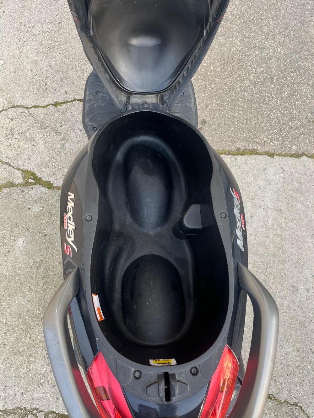 Piaggio Medley 125 S ABS (2016 - 19) (5)