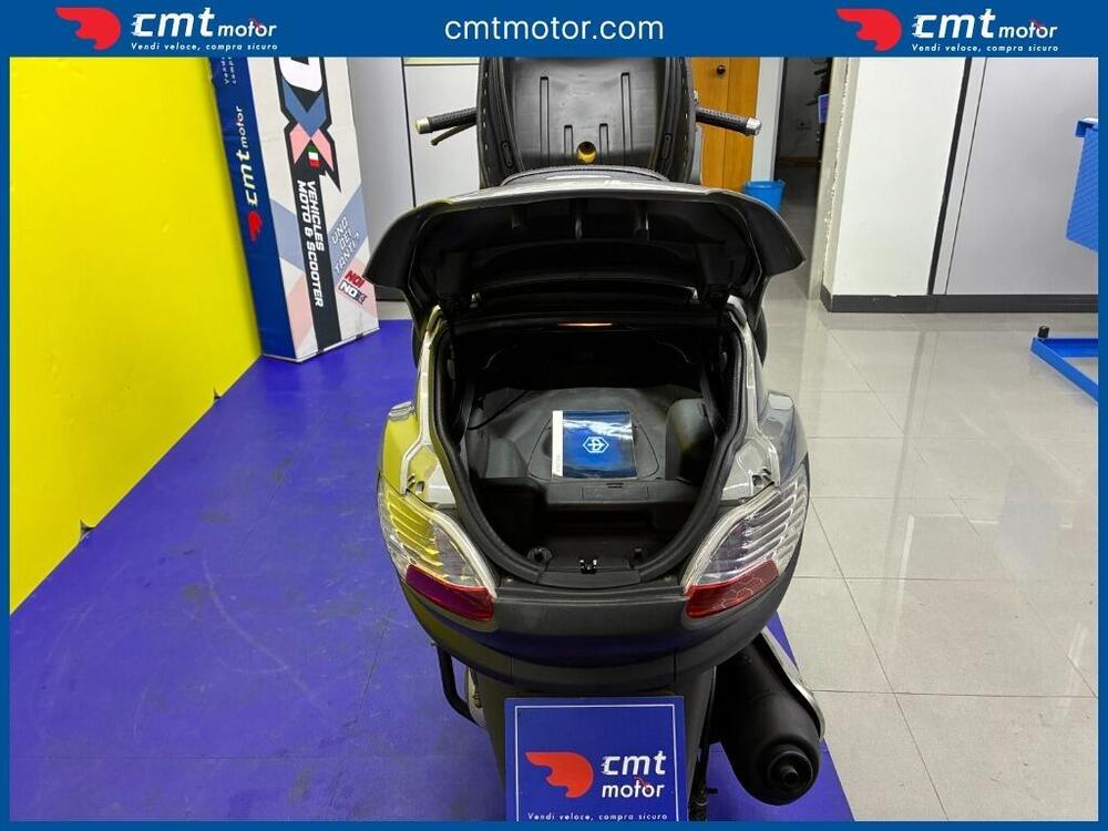 Piaggio MP3 250 i.e. (10)