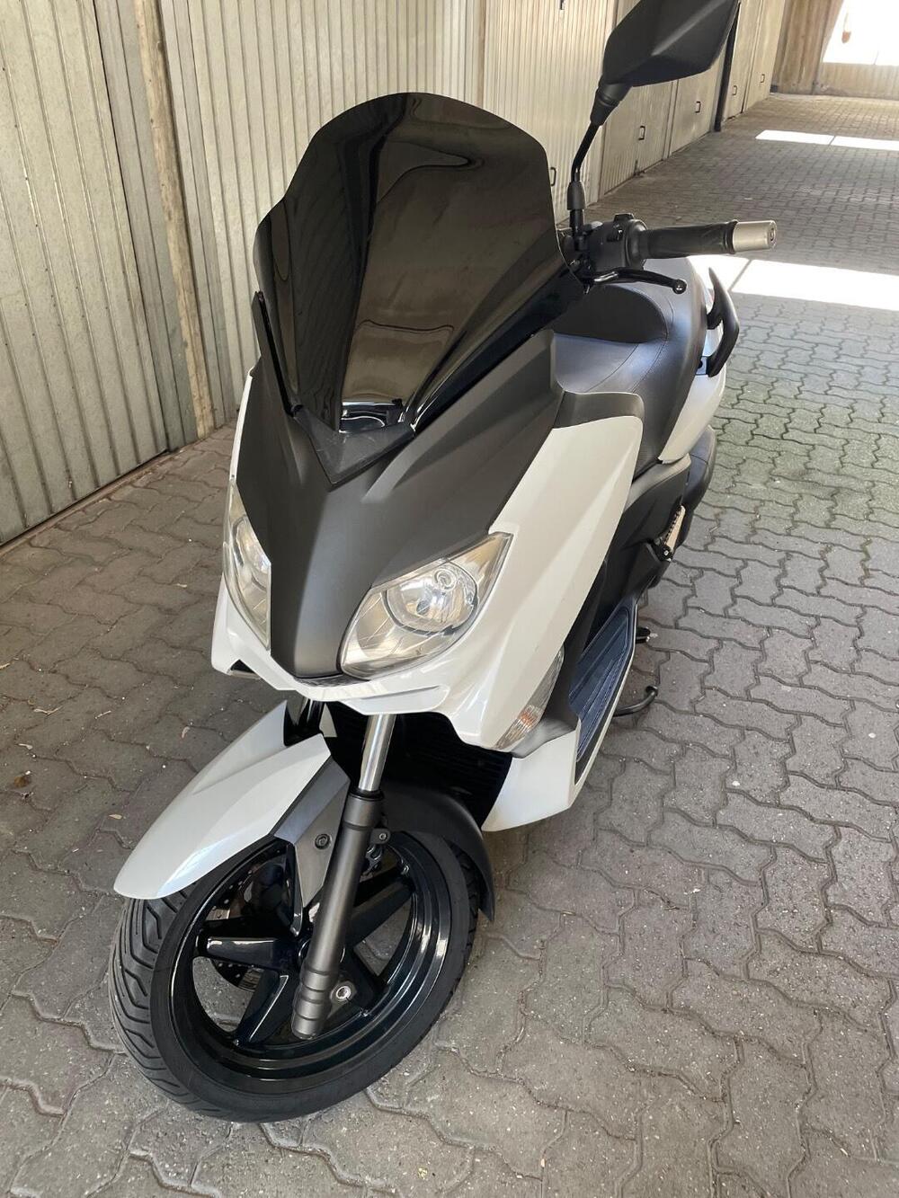 Yamaha X-Max 250 (2010 - 13) (6)