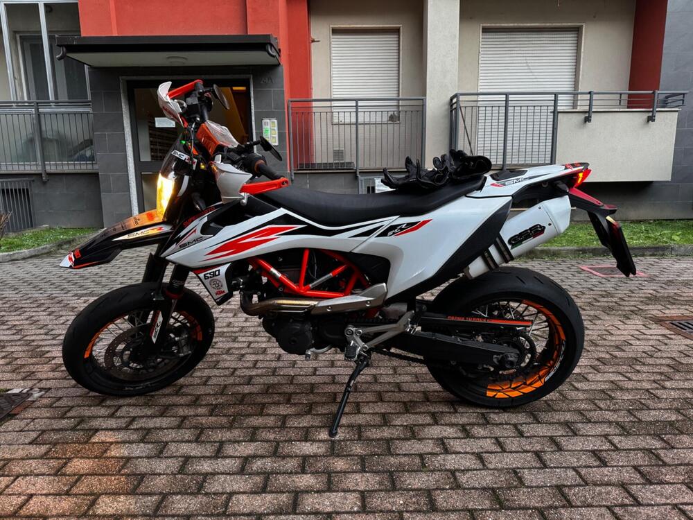 KTM 690 SMC R (2019 - 20)