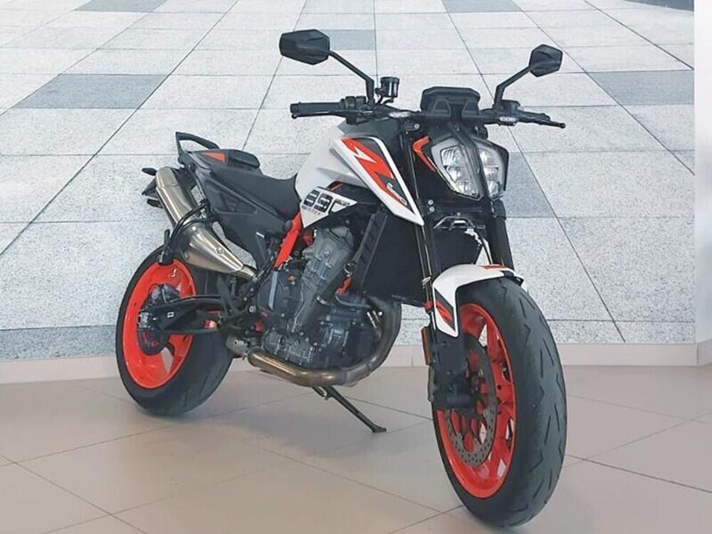 KTM 890 Duke R (2020)