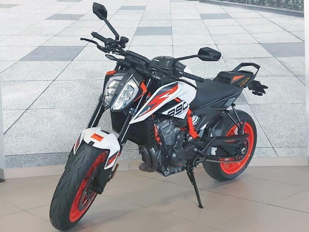 KTM 890 Duke R (2020) (6)
