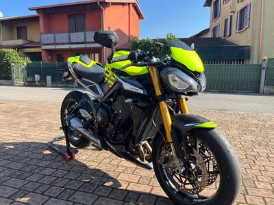 Triumph Street Triple 765 Moto2 Edition (2023 - 24) usata