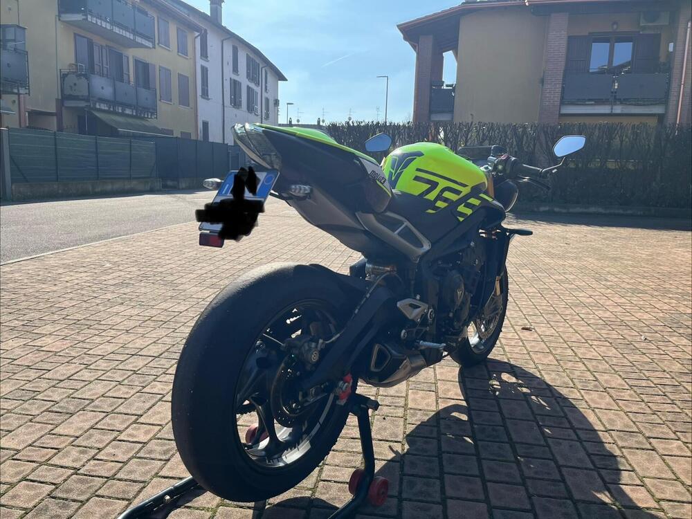 Triumph Street Triple 765 Moto2 Edition (2023 - 24) (2)