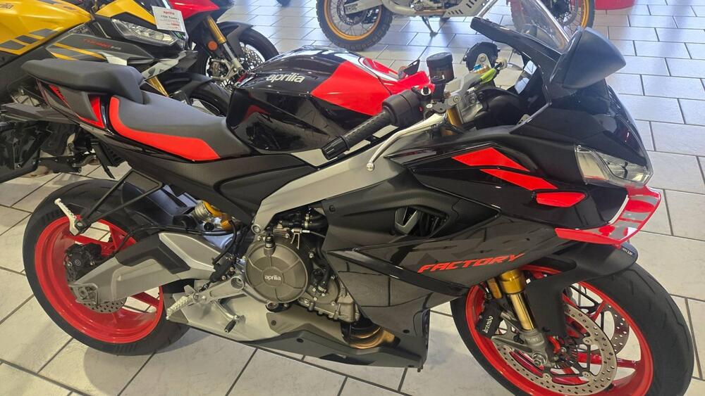 Aprilia RS 660 Factory (2025 - 26) (2)