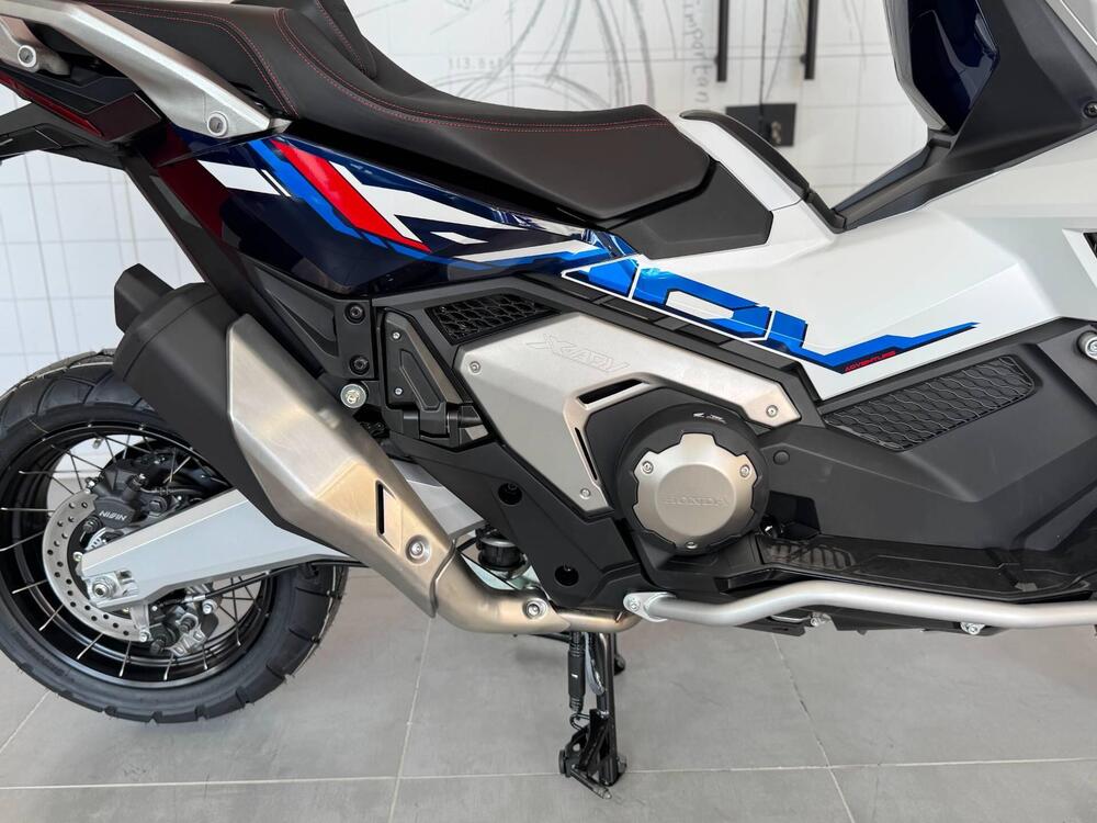 Honda X-ADV 750 Special Edition Adventure (2026) (11)