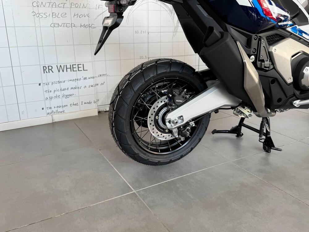 Honda X-ADV 750 Special Edition Adventure (2026) (12)