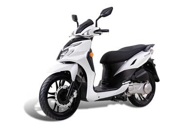 SYM Symphony SR 2026: restyling deciso per lo scooter 125 che punta ai giovani