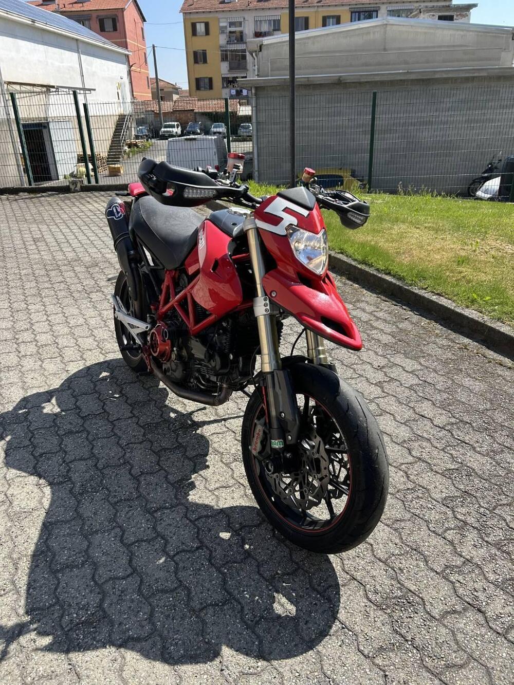 Ducati Hypermotard 1100 S (2007 - 09) (2)