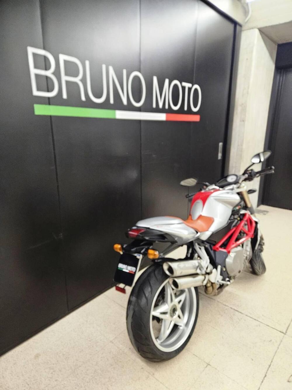 MV Agusta Brutale 910 S (2005 - 11) (3)