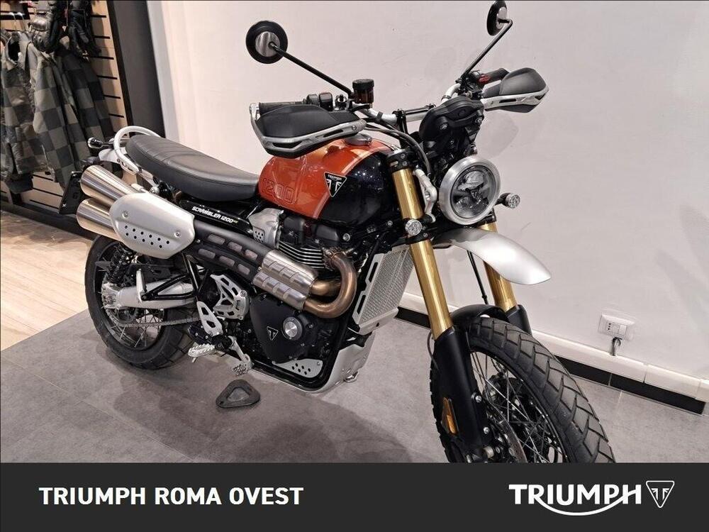 Triumph Scrambler 1200 XE (2024 - 25) (3)