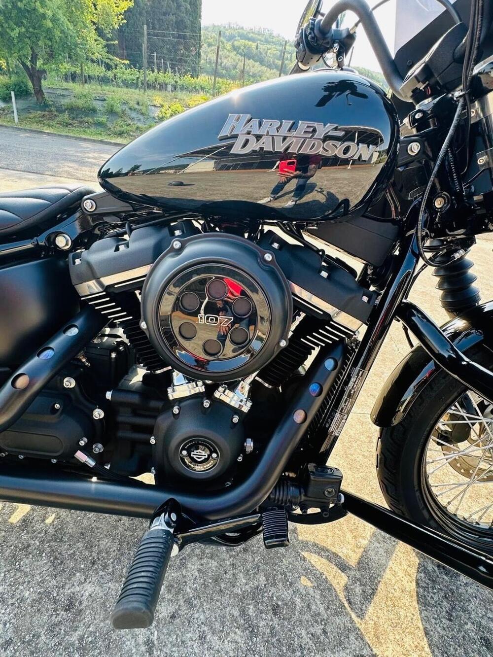 Harley-Davidson 107 Street Bob (2018 - 20) - FXBB (6)