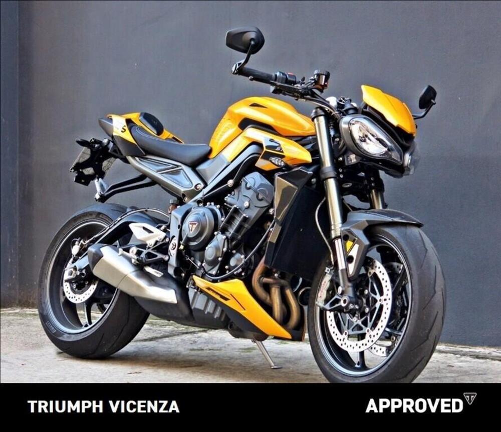Triumph Street Triple 765 RS (2023 - 26) (2)