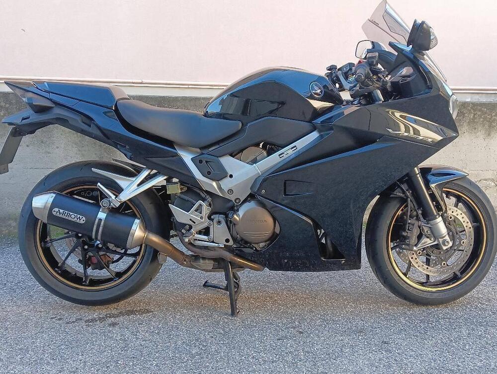 Honda VFR 800 F (2014 - 16)