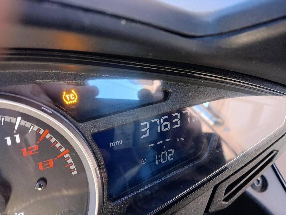 Honda VFR 800 F (2014 - 16) (5)