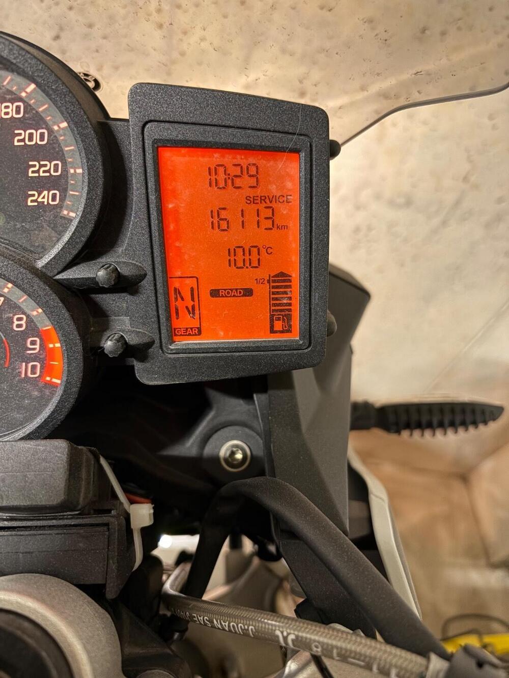 Bmw F 800 R (2017 - 20) (2)