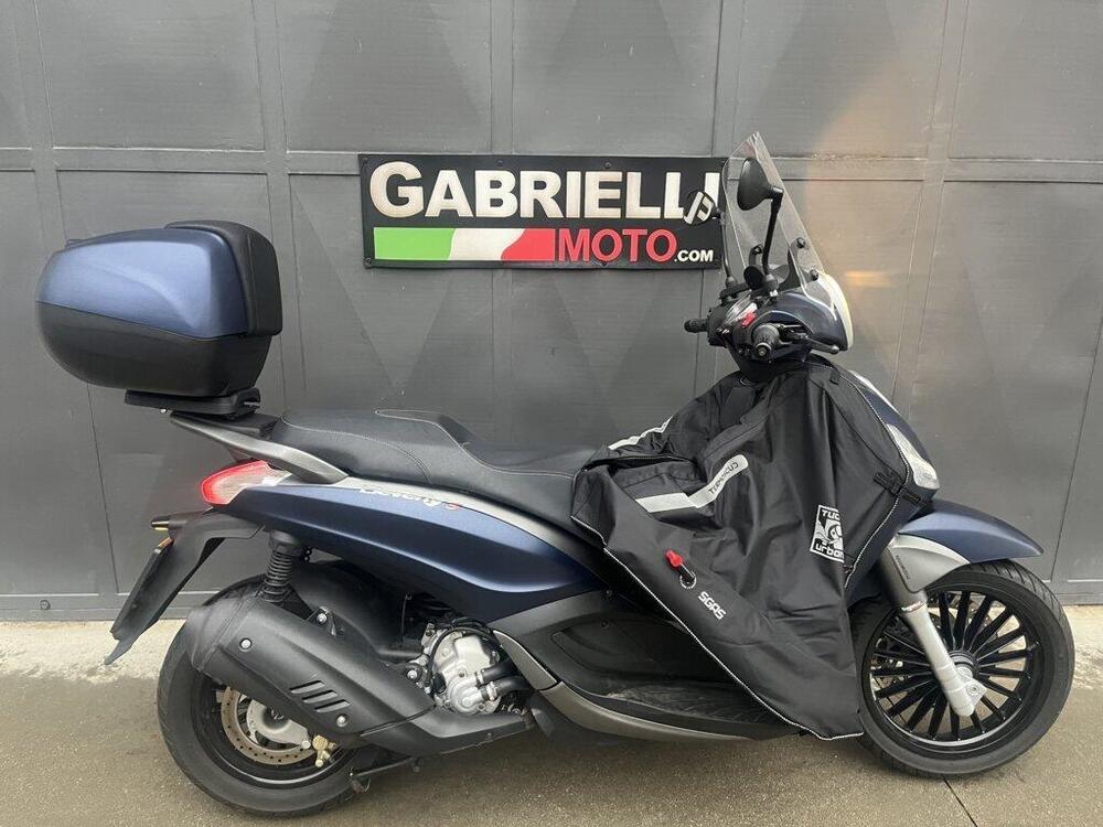 Piaggio Beverly 300 Hpe (2021) (3)