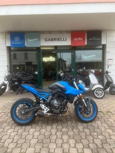 Suzuki GSX-8S (2023 - 24) usata