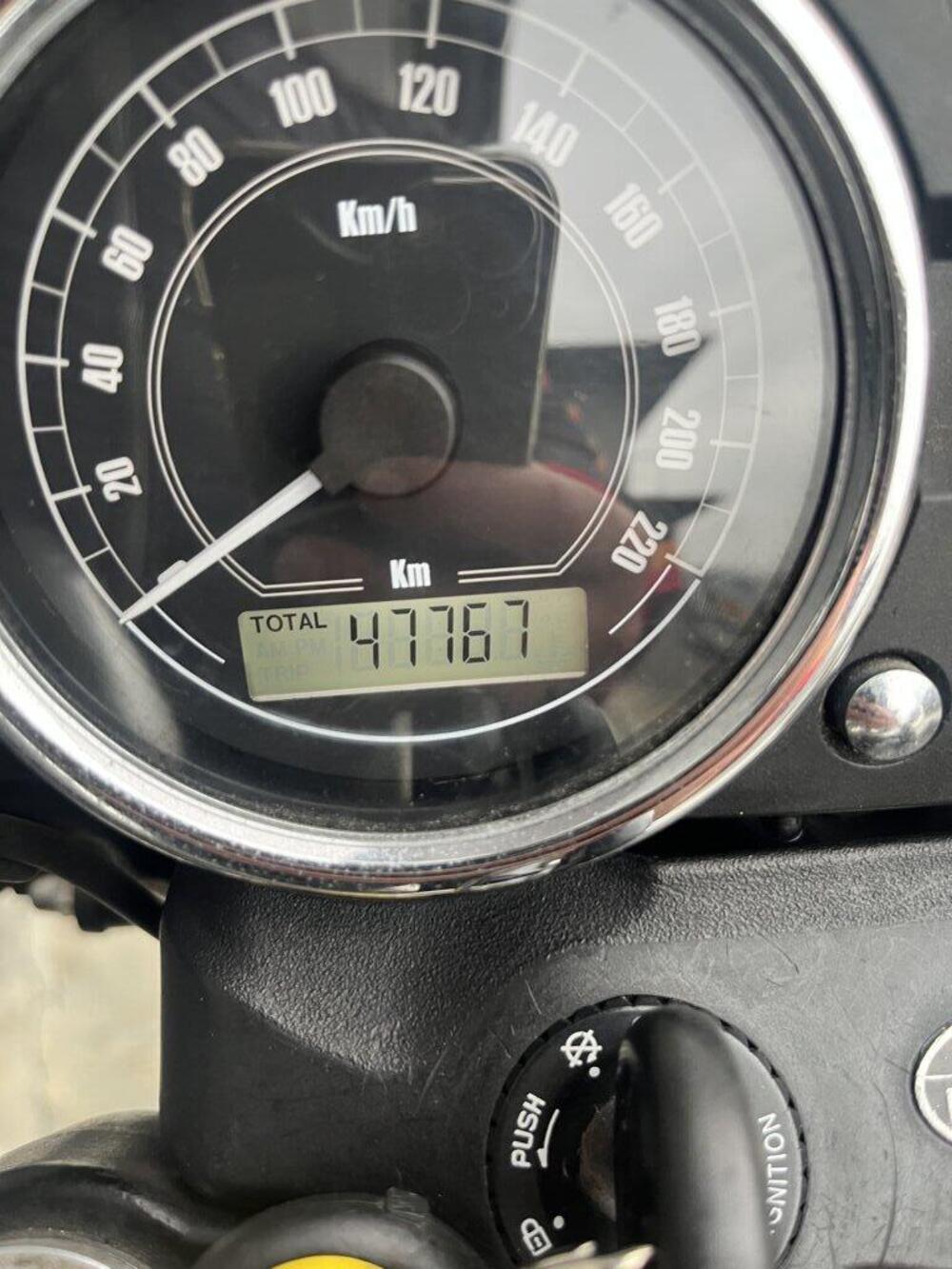 Moto Guzzi Nevada 750 Aquila Nera (2009 - 16) (4)