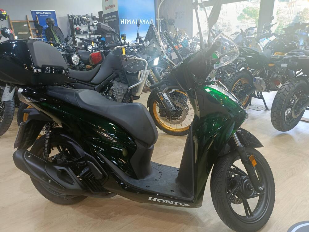 Honda SH 150i Vetro (2024 - 25) (2)