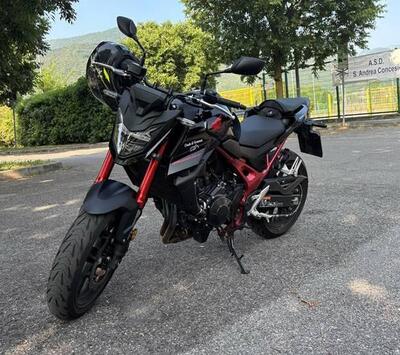 Honda CB 750 Hornet (2023 - 24) usata
