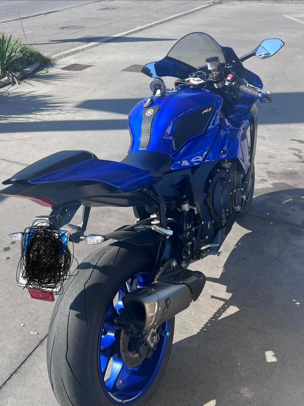 Yamaha YZF R1 (2020 - 25) (3)