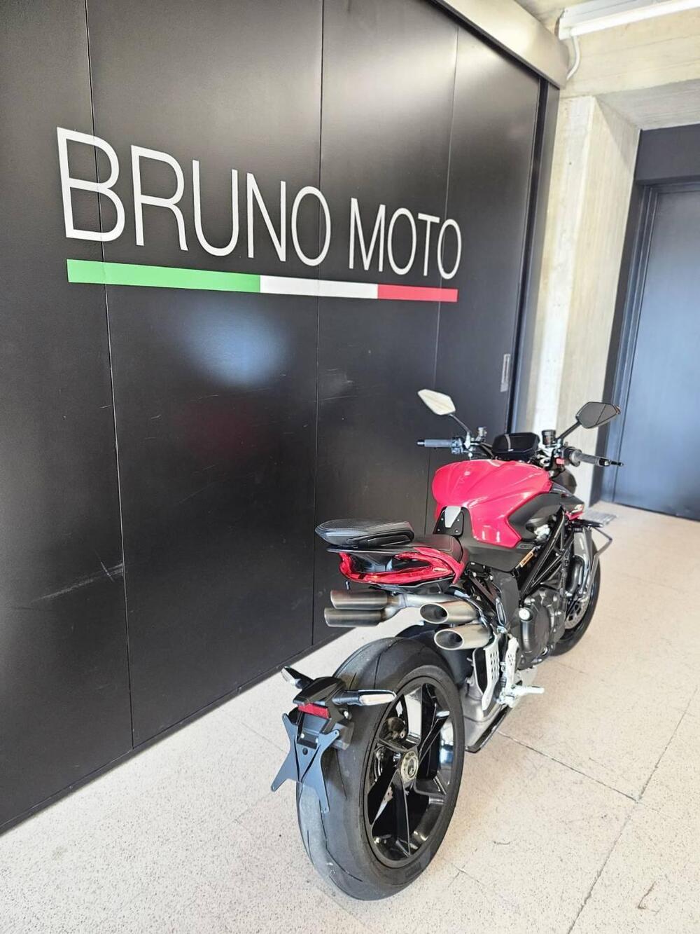 MV Agusta Brutale 1000 RS (2022 - 26) (4)