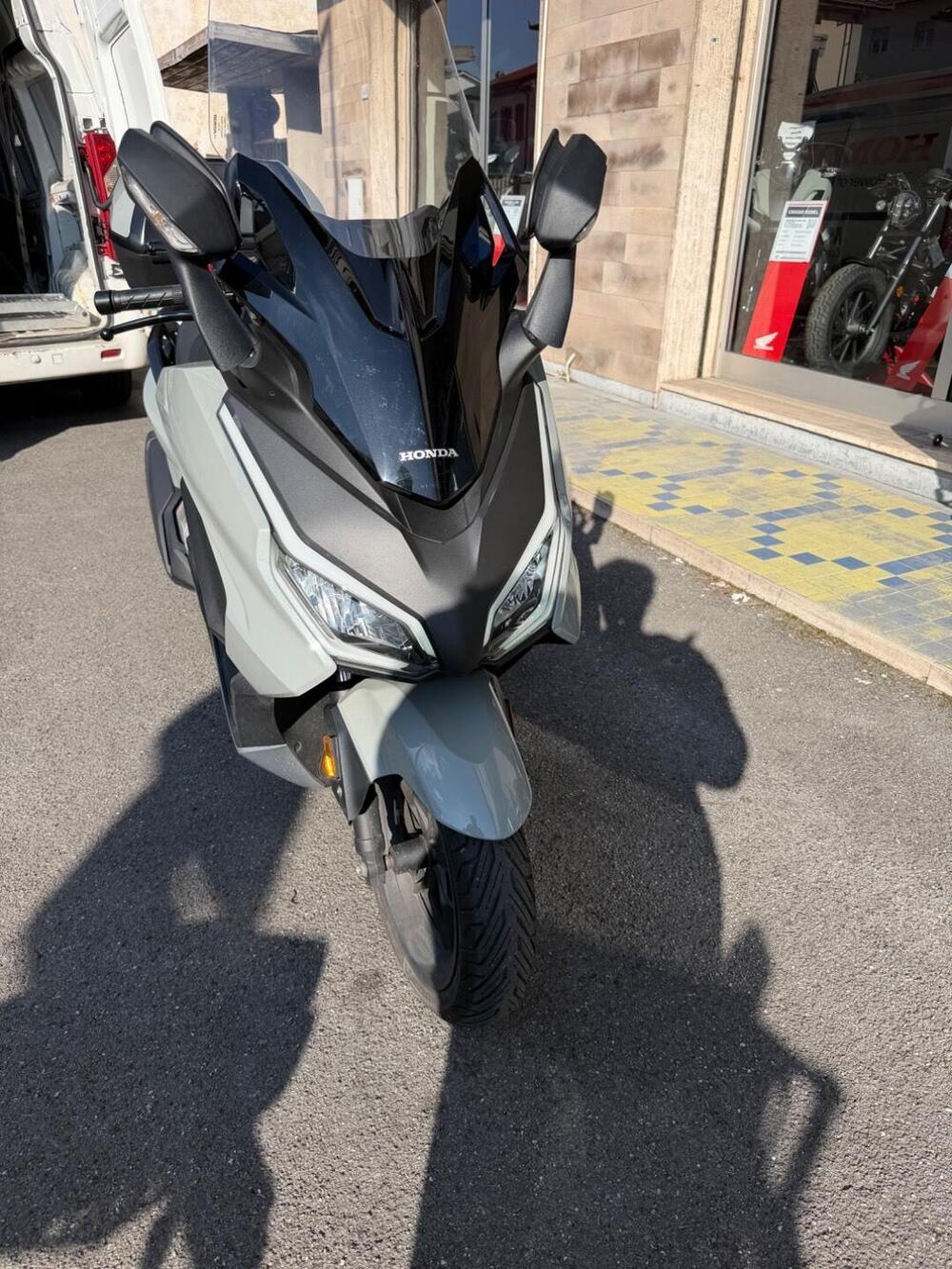 Honda Forza 350 Deluxe (2022 - 24) (2)