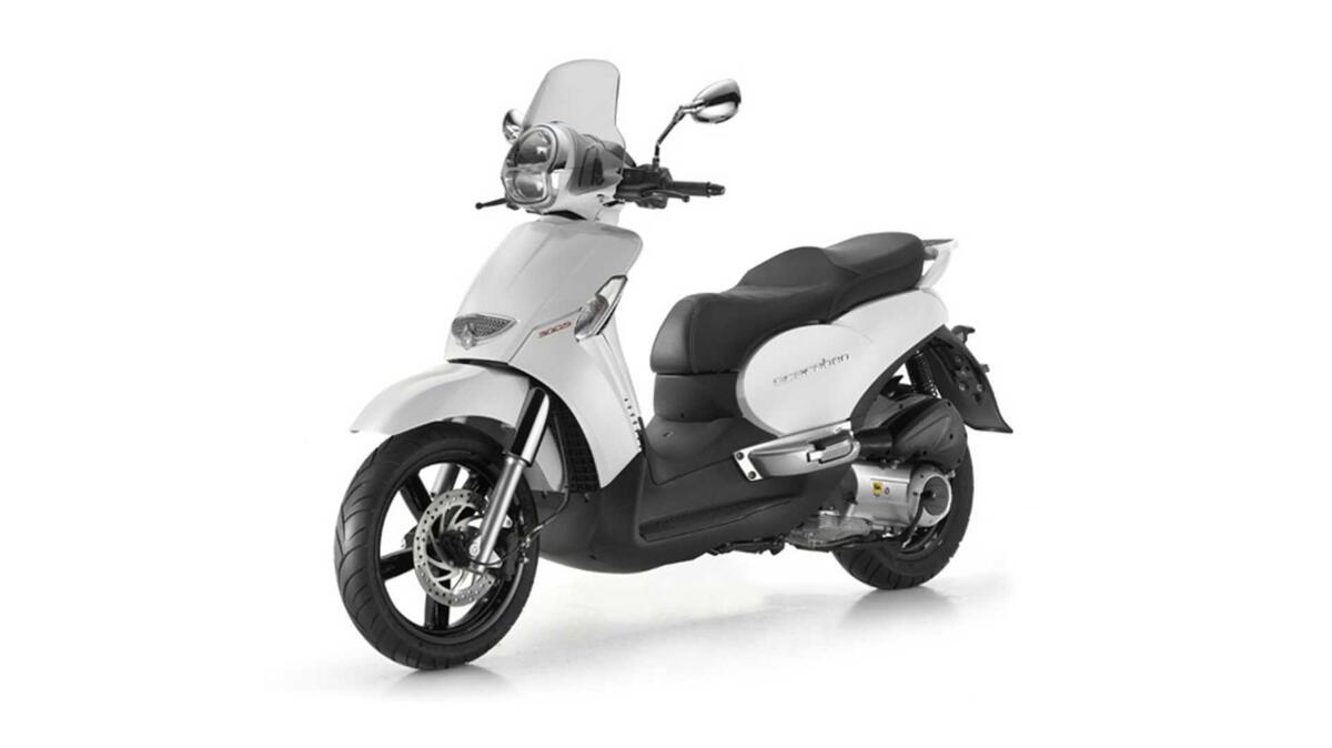 Aprilia Scarabeo 300 Special