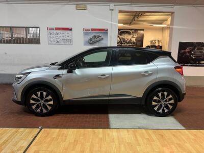 Renault Captur 1.0 tce Techno 90cv del 2024 usata a Arezzo