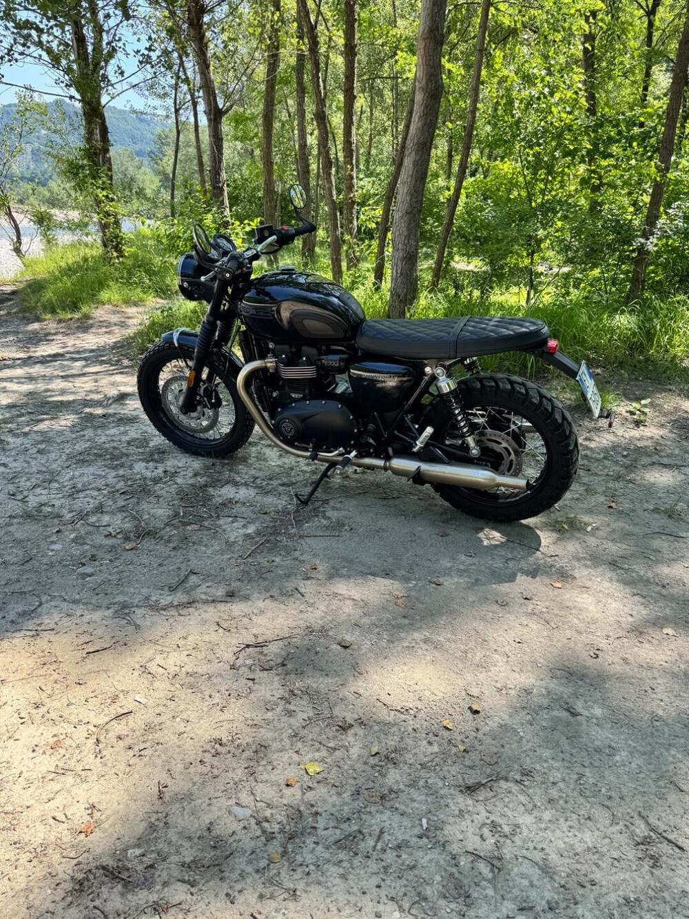 Triumph Bonneville T100 (2021 - 25) (4)