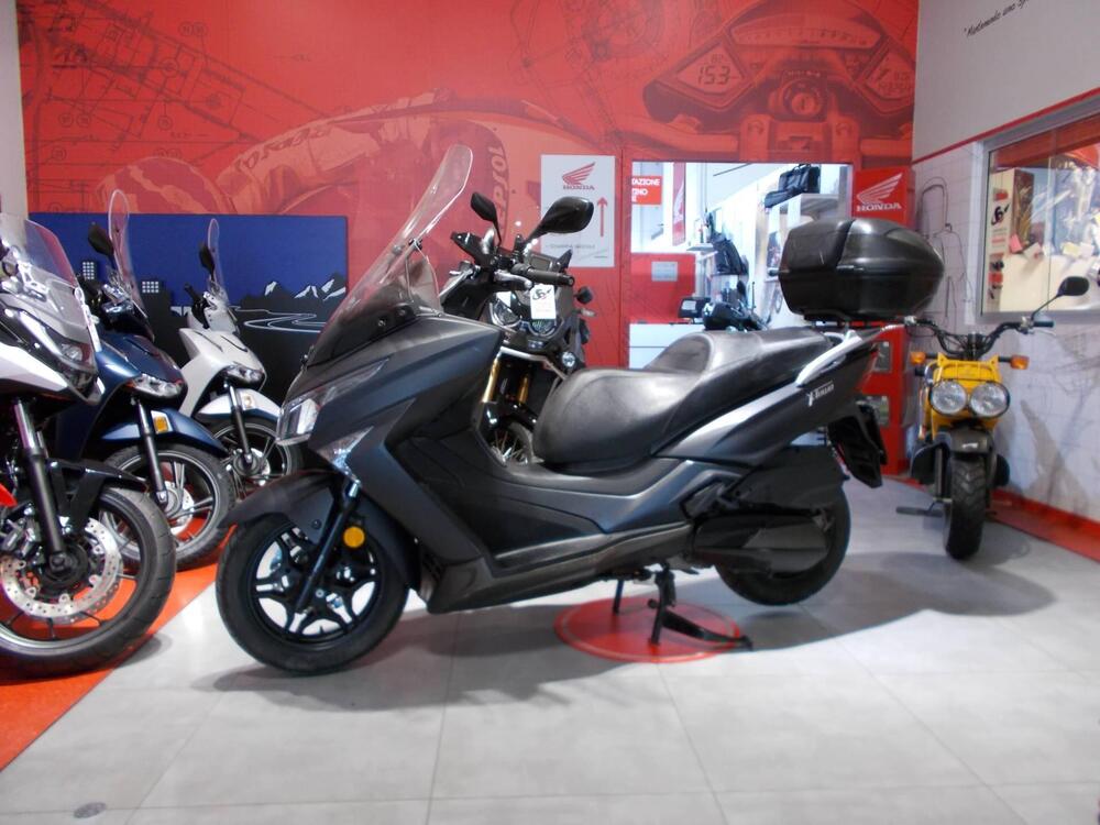 Kymco X-Town 300i ABS (2016 - 20) (4)