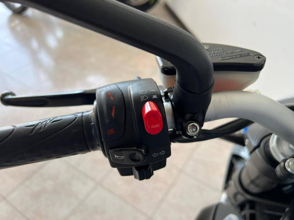 MV Agusta Brutale 800 RR (2017 - 20) (8)