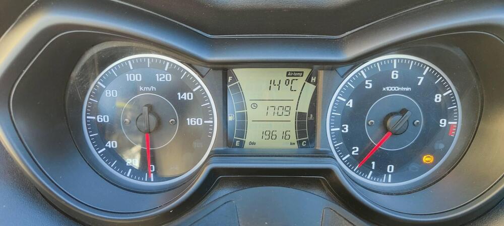 Yamaha X-Max 300 ABS (2017 - 20) (9)