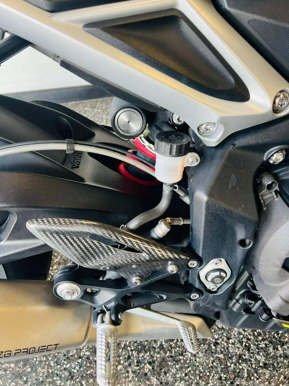 Triumph Street Triple 765 R (2023 - 26) (5)