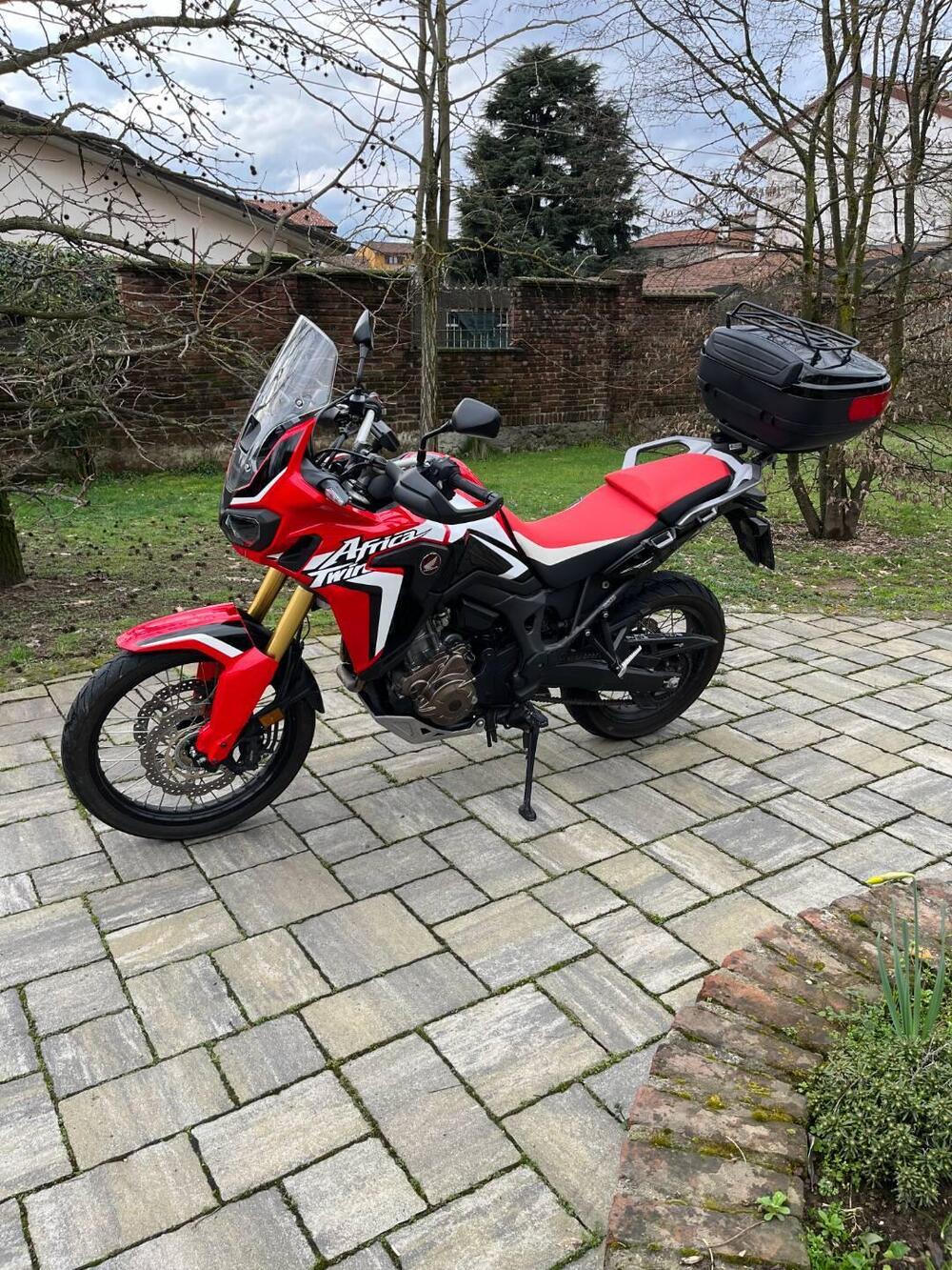 Honda Africa Twin CRF 1000L DCT ABS (2016 - 17) (2)