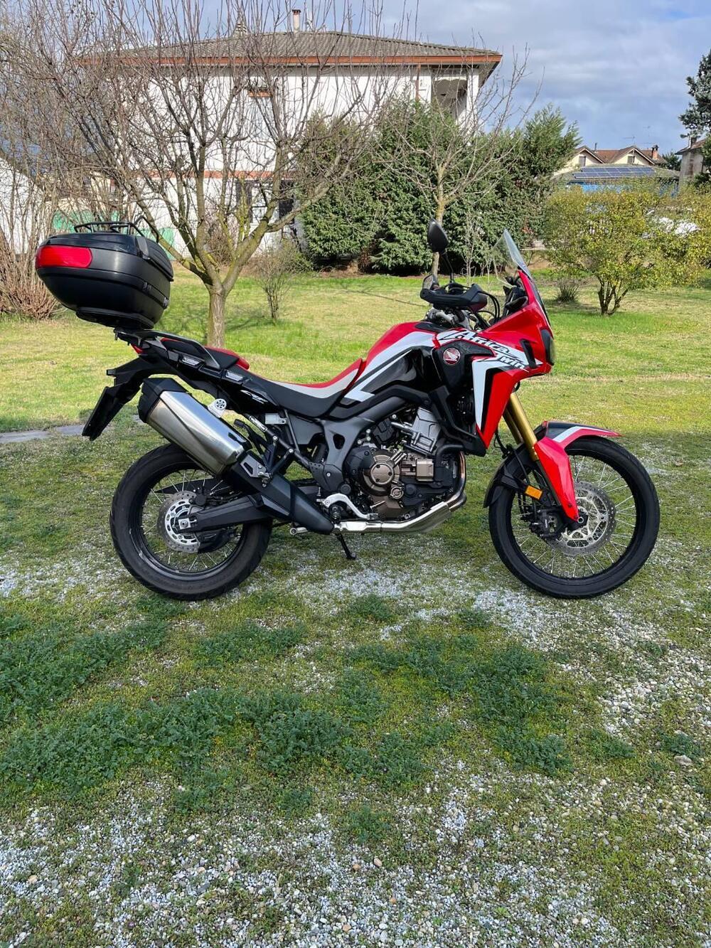 Honda Africa Twin CRF 1000L DCT ABS (2016 - 17) (3)